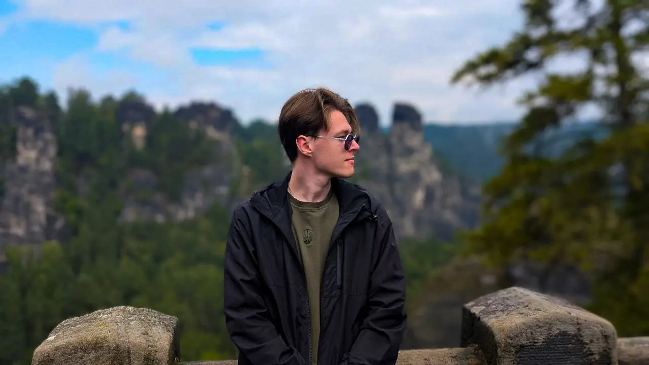 Svyato in der Natur